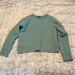 Extra fine merino wool cropped sweater